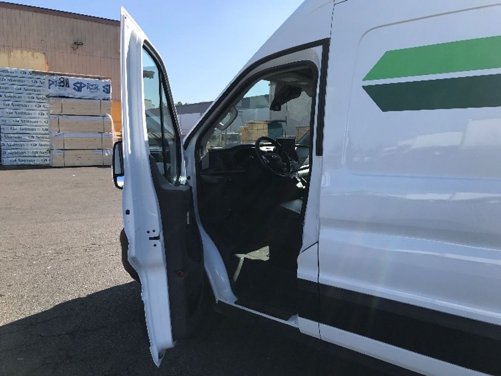 Cargo Van (Panel Van)-Alternative Fuel Trucks & Tractors-Ford-2022-TRAN350E-Torrance-CA-20,426\n\t\tmiles-$ 40,000 - Image 16