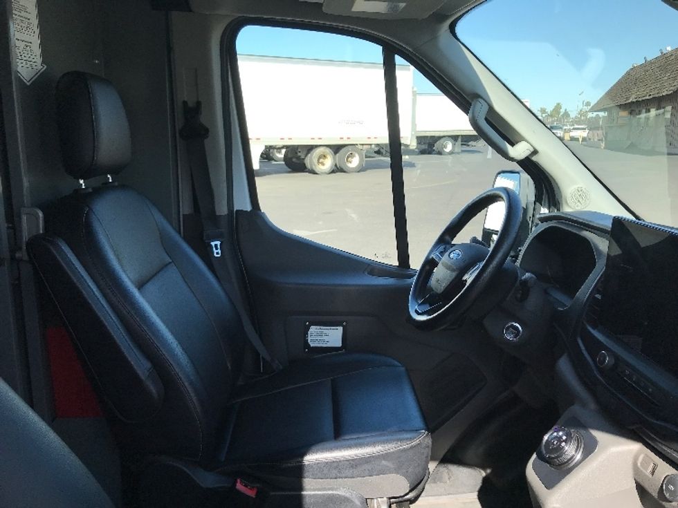Cargo Van (Panel Van)-Alternative Fuel Trucks & Tractors-Ford-2022-TRAN350E-Torrance-CA-20,426\n\t\tmiles-$ 40,000 - Image 22