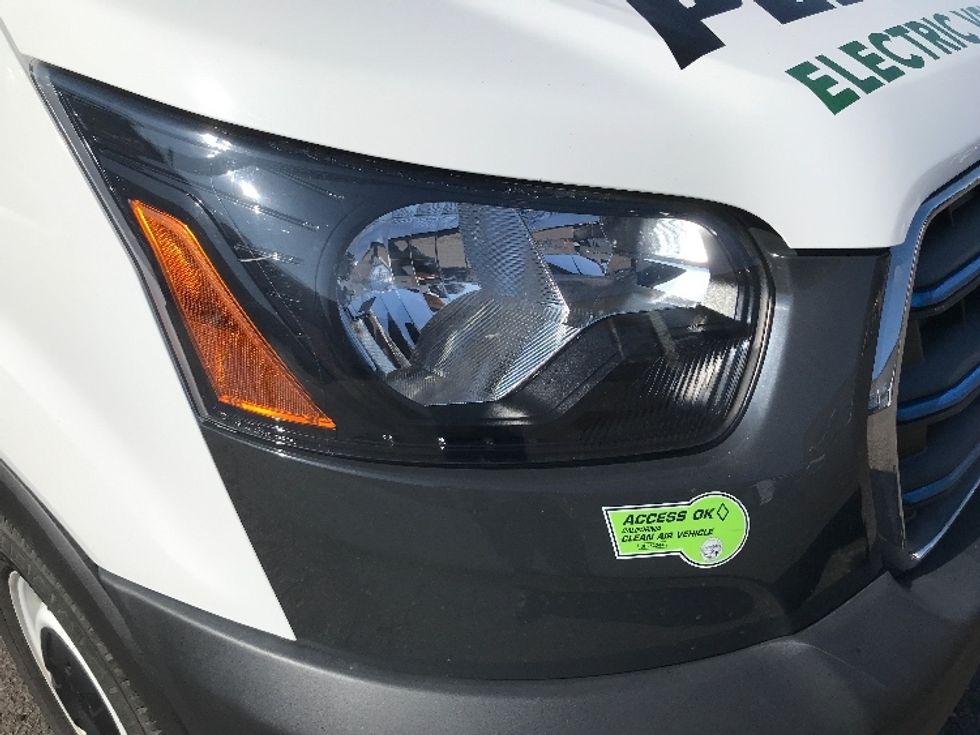 Cargo Van (Panel Van)-Alternative Fuel Trucks & Tractors-Ford-2022-TRAN350E-Torrance-CA-20,426\n\t\tmiles-$ 40,000 - Image 27