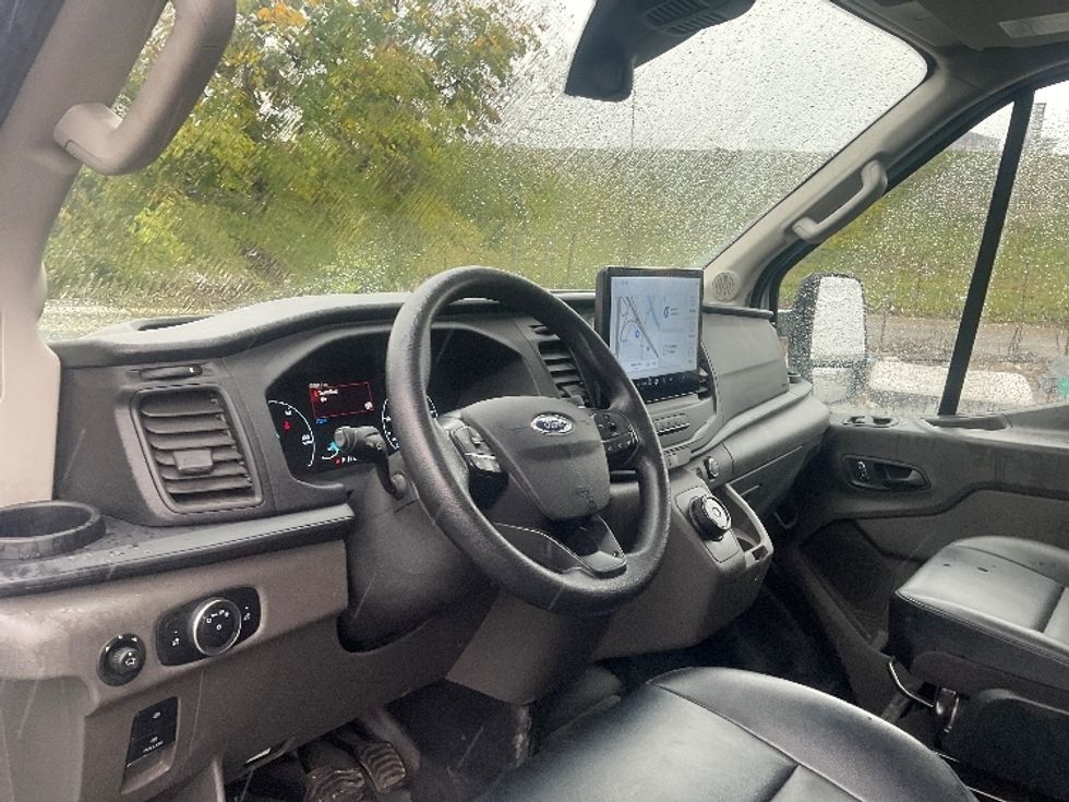 Cargo Van (Panel Van)-Alternative Fuel Trucks & Tractors-Ford-2022-TRAN350E-Torrance-CA-20,556\n\t\tmiles-$ 40,000 - Image 15