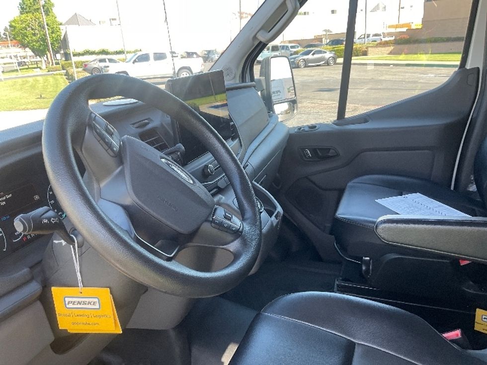 Cargo Van (Panel Van)-Alternative Fuel Trucks & Tractors-Ford-2022-TRAN350E-Torrance-CA-20,976\n\t\tmiles-$ 39,500 - Image 14