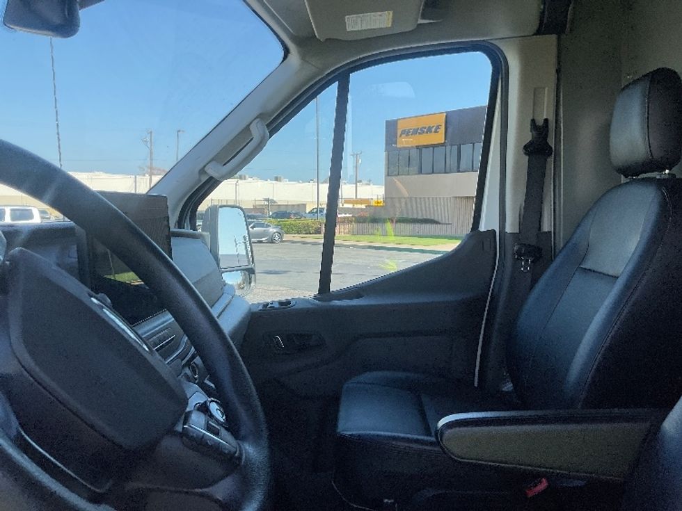 Cargo Van (Panel Van)-Alternative Fuel Trucks & Tractors-Ford-2022-TRAN350E-Torrance-CA-20,976\n\t\tmiles-$ 39,500 - Image 16