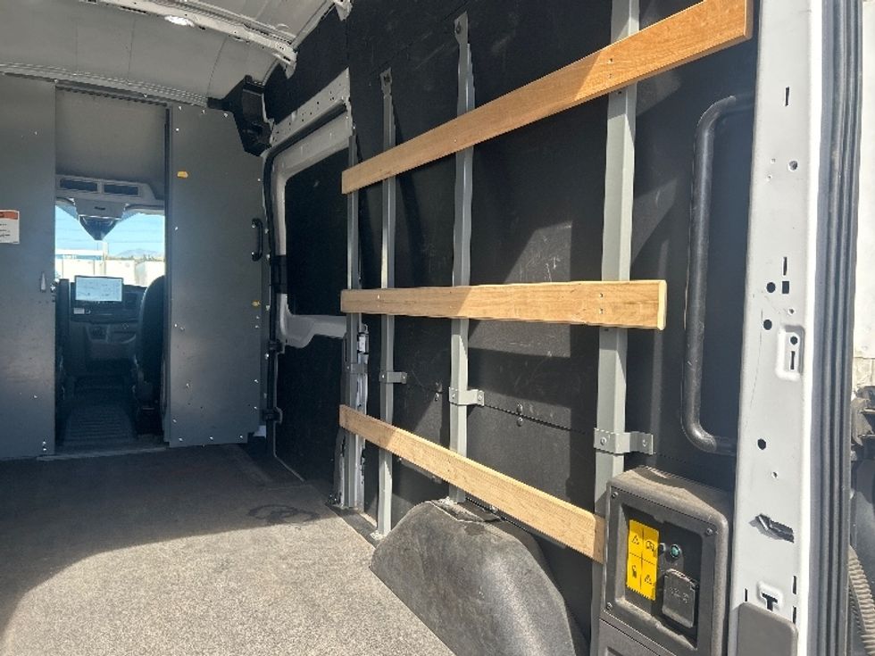 Cargo Van (Panel Van)-Alternative Fuel Trucks & Tractors-Ford-2022-TRAN350E-Torrance-CA-21,509\n\t\tmiles-$ 24,000 - Image 11