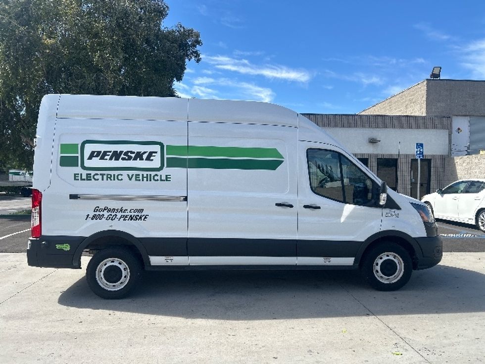 Cargo Van (Panel Van)-Alternative Fuel Trucks & Tractors-Ford-2022-TRAN350E-Torrance-CA-21,509\n\t\tmiles-$ 24,000 - Image 14