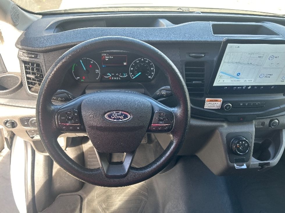 Cargo Van (Panel Van)-Alternative Fuel Trucks & Tractors-Ford-2022-TRAN350E-Torrance-CA-21,509\n\t\tmiles-$ 24,000 - Image 17