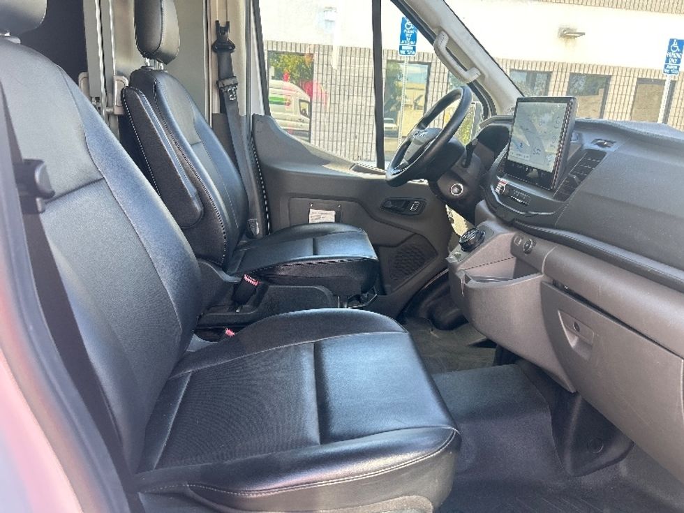 Cargo Van (Panel Van)-Alternative Fuel Trucks & Tractors-Ford-2022-TRAN350E-Torrance-CA-21,509\n\t\tmiles-$ 24,000 - Image 21