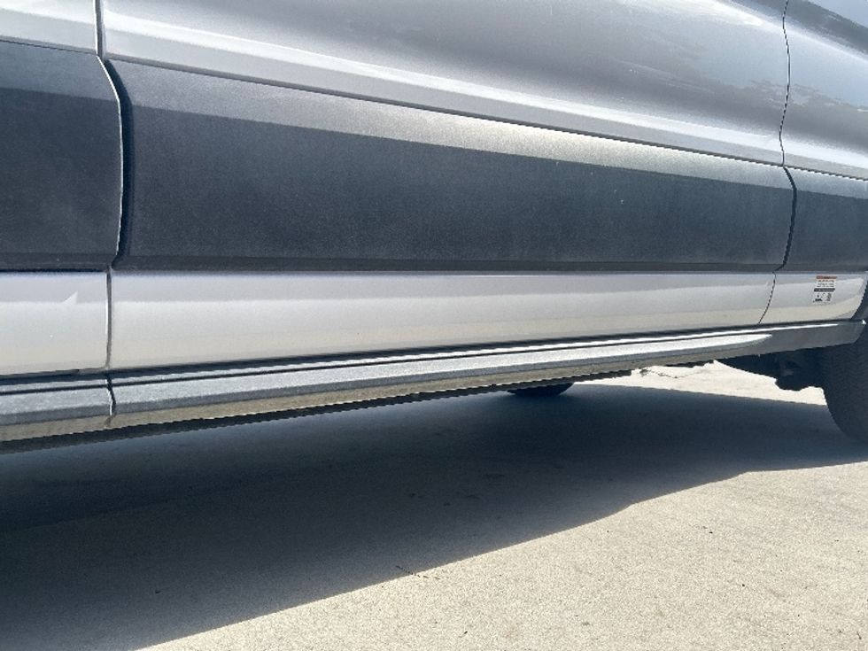 Cargo Van (Panel Van)-Alternative Fuel Trucks & Tractors-Ford-2022-TRAN350E-Torrance-CA-21,509\n\t\tmiles-$ 24,000 - Image 5