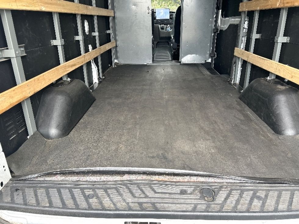 Cargo Van (Panel Van)-Alternative Fuel Trucks & Tractors-Ford-2022-TRAN350E-Torrance-CA-21,590\n\t\tmiles-$ 26,750 - Image 10