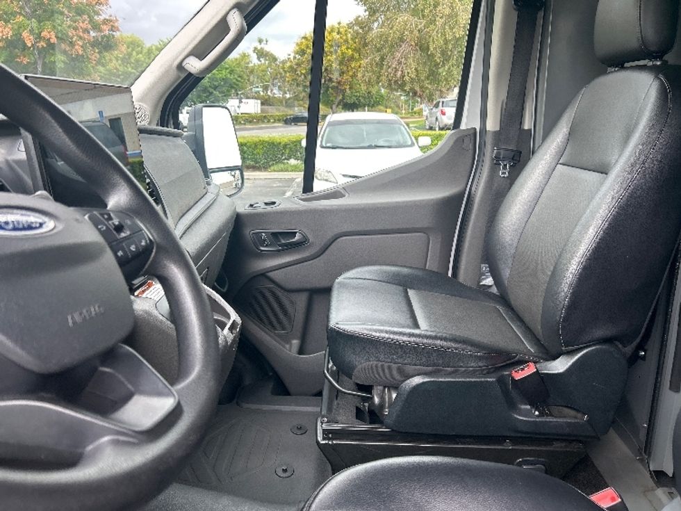 Cargo Van (Panel Van)-Alternative Fuel Trucks & Tractors-Ford-2022-TRAN350E-Torrance-CA-21,590\n\t\tmiles-$ 26,750 - Image 19