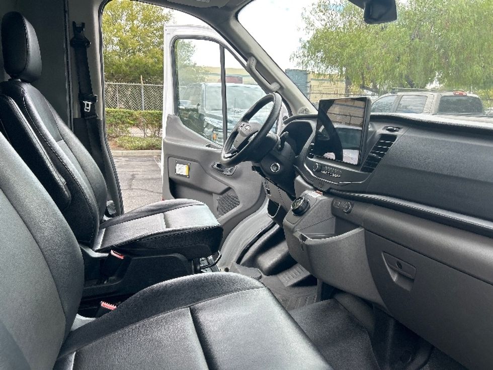 Cargo Van (Panel Van)-Alternative Fuel Trucks & Tractors-Ford-2022-TRAN350E-Torrance-CA-21,590\n\t\tmiles-$ 26,750 - Image 22