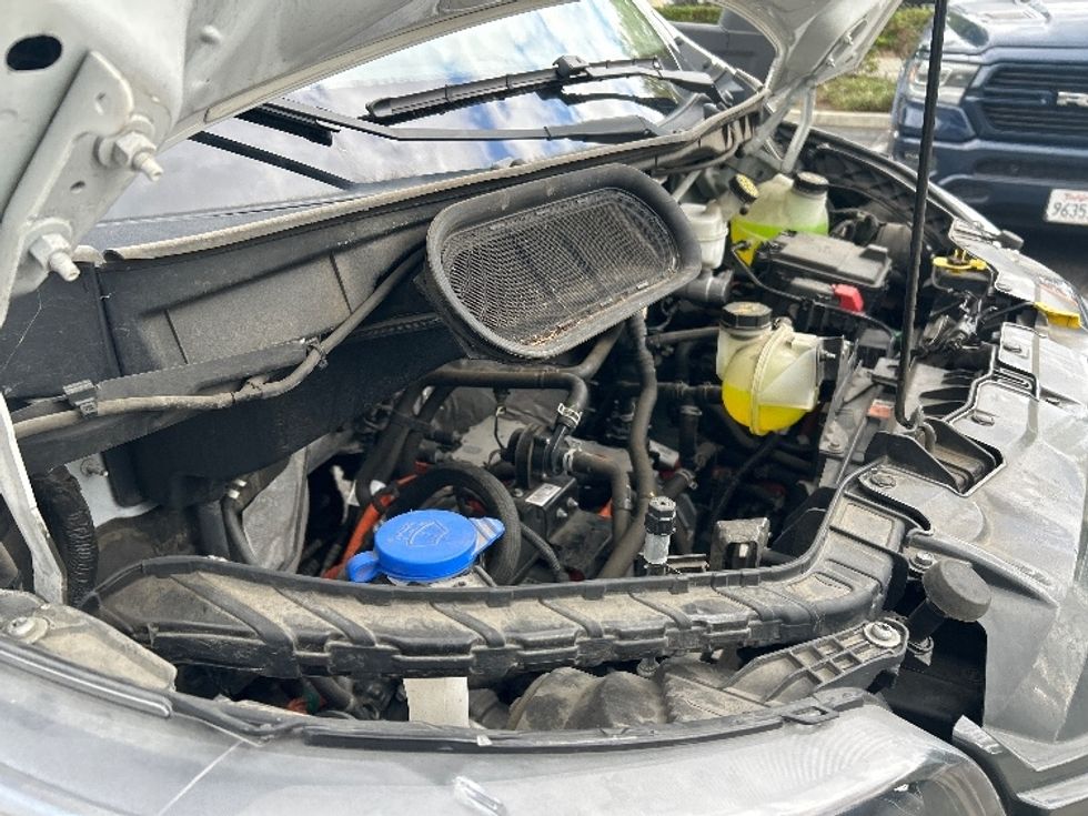 Cargo Van (Panel Van)-Alternative Fuel Trucks & Tractors-Ford-2022-TRAN350E-Torrance-CA-21,590\n\t\tmiles-$ 26,750 - Image 23