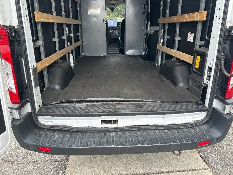 Cargo Van (Panel Van)-Alternative Fuel Trucks & Tractors-Ford-2022-TRAN350E-Torrance-CA-21,590\n\t\tmiles-$ 26,750 - Image 9
