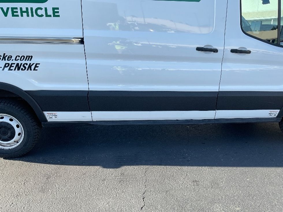 Cargo Van (Panel Van)-Alternative Fuel Trucks & Tractors-Ford-2022-TRAN350E-Torrance-CA-23,418\n\t\tmiles-$ 40,000 - Image 13