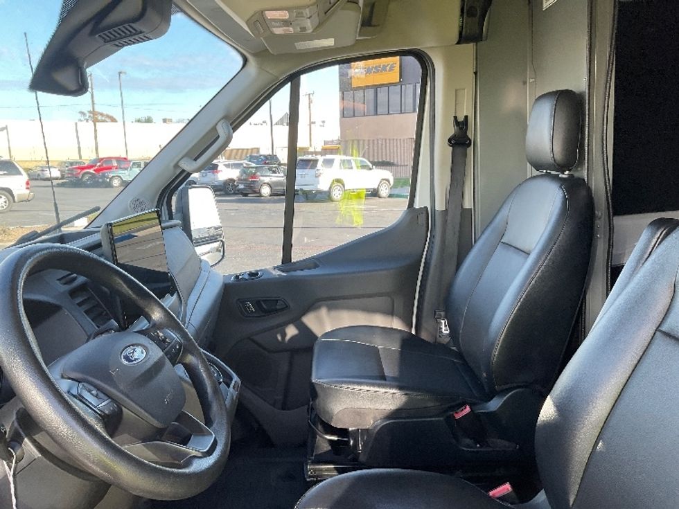 Cargo Van (Panel Van)-Alternative Fuel Trucks & Tractors-Ford-2022-TRAN350E-Torrance-CA-23,418\n\t\tmiles-$ 40,000 - Image 18