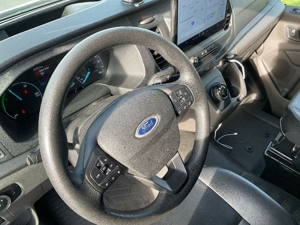Cargo Van (Panel Van)-Alternative Fuel Trucks & Tractors-Ford-2022-TRAN350E-Torrance-CA-24,921\n\t\tmiles-$ 23,750 - Image 16