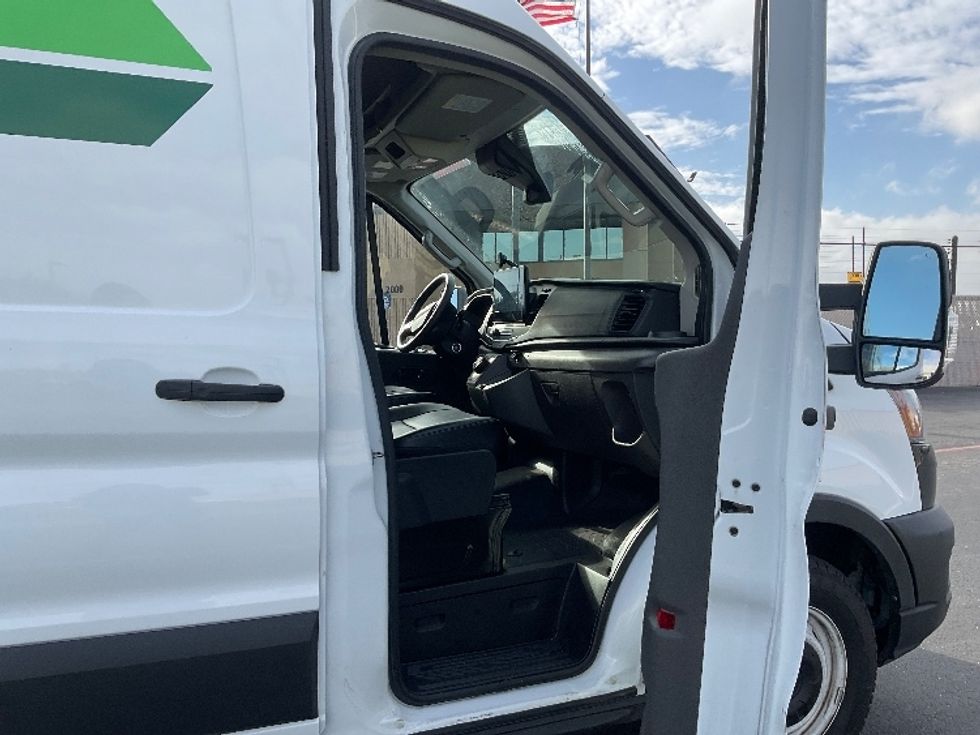 Cargo Van (Panel Van)-Alternative Fuel Trucks & Tractors-Ford-2022-TRAN350E-Torrance-CA-24,921\n\t\tmiles-$ 23,750 - Image 19