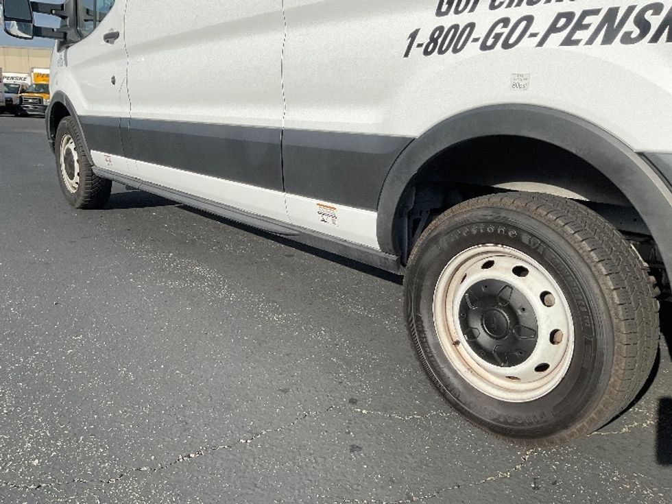 Cargo Van (Panel Van)-Alternative Fuel Trucks & Tractors-Ford-2022-TRAN350E-Torrance-CA-24,921\n\t\tmiles-$ 23,750 - Image 5