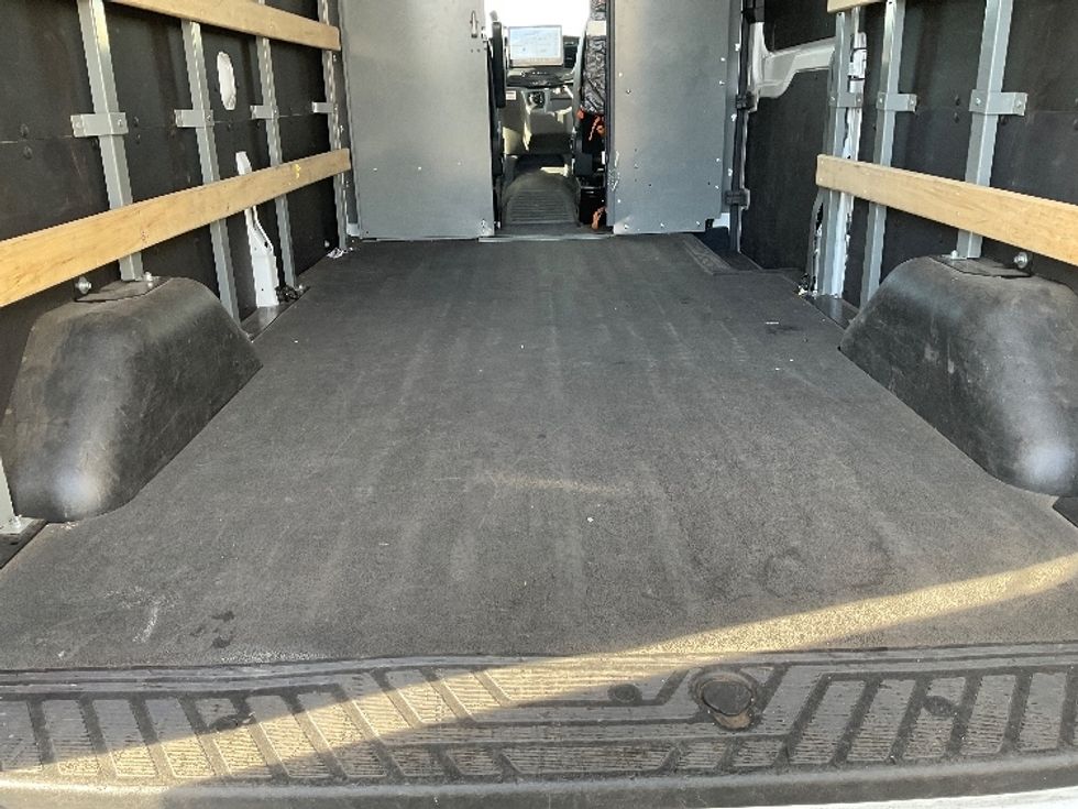 Cargo Van (Panel Van)-Alternative Fuel Trucks & Tractors-Ford-2022-TRAN350E-Torrance-CA-24,921\n\t\tmiles-$ 23,750 - Image 9
