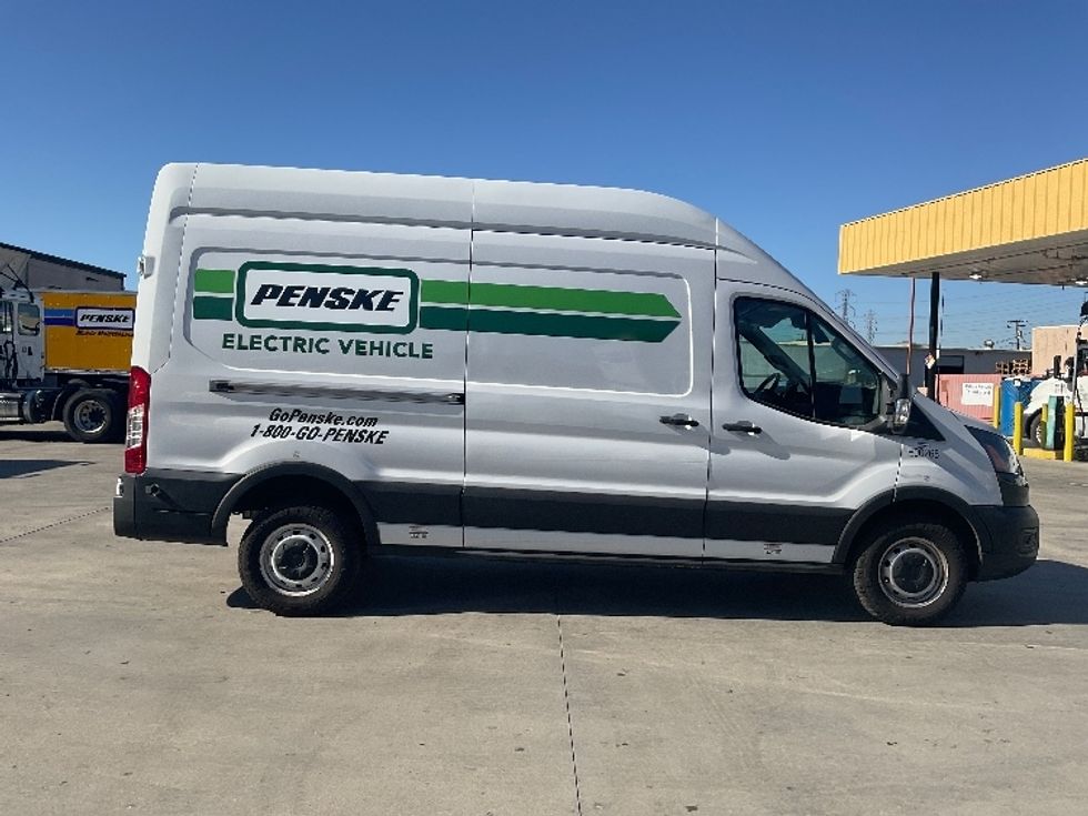 Cargo Van (Panel Van)-Alternative Fuel Trucks & Tractors-Ford-2022-TRAN350E-Torrance-CA-27,148\n\t\tmiles-$ 33,500 - Image 15