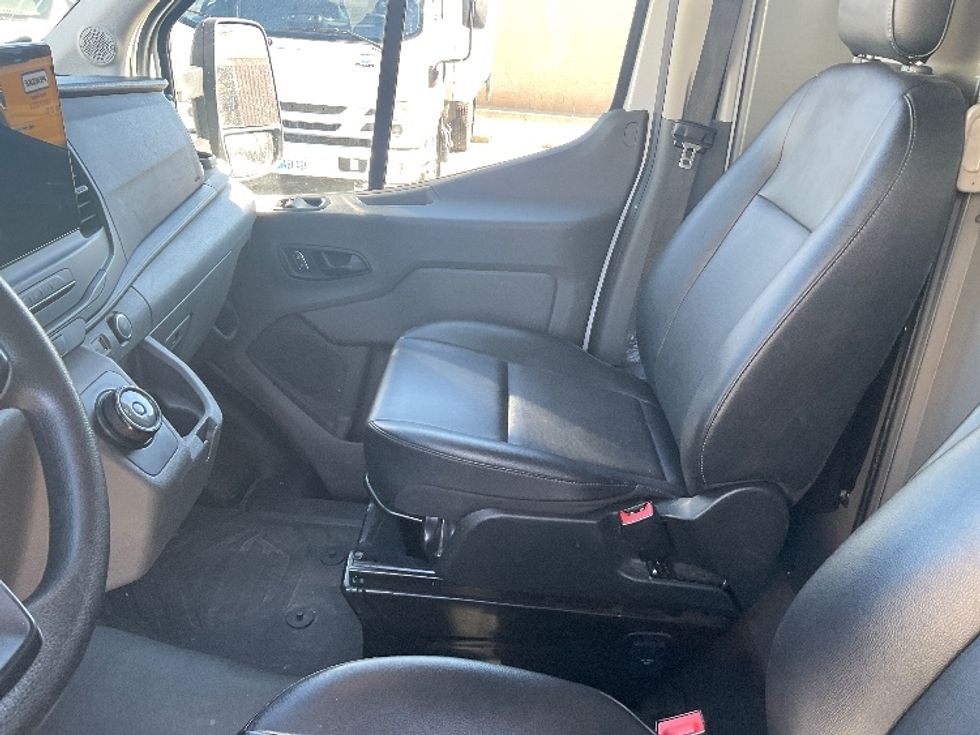 Cargo Van (Panel Van)-Alternative Fuel Trucks & Tractors-Ford-2022-TRAN350E-Torrance-CA-27,148\n\t\tmiles-$ 33,500 - Image 19