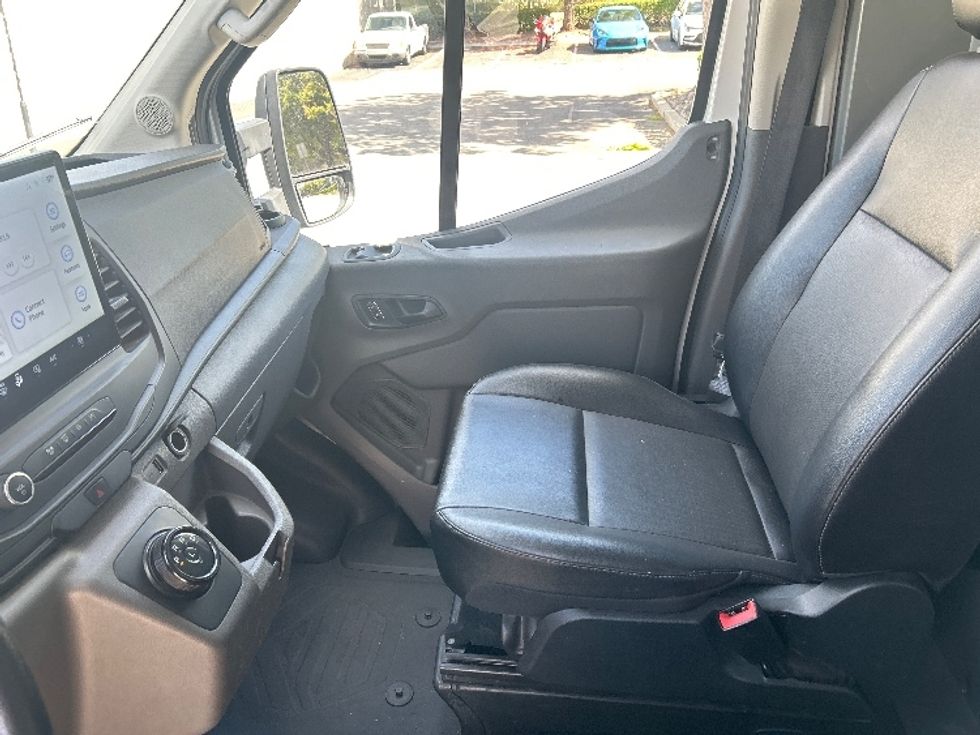 Cargo Van (Panel Van)-Alternative Fuel Trucks & Tractors-Ford-2022-TRAN350E-Torrance-CA-27,204\n\t\tmiles-$ 23,500 - Image 19