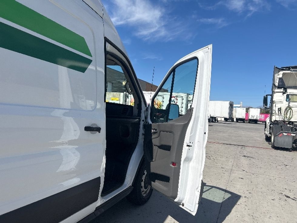Cargo Van (Panel Van)-Alternative Fuel Trucks & Tractors-Ford-2022-TRAN350E-Torrance-CA-27,204\n\t\tmiles-$ 23,500 - Image 20