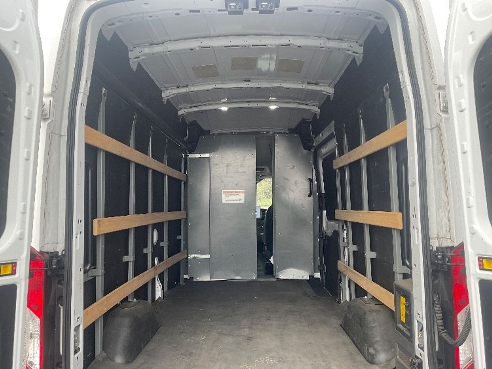 Cargo Van (Panel Van)-Alternative Fuel Trucks & Tractors-Ford-2022-TRAN350E-Torrance-CA-28,962\n\t\tmiles-$ 40,000 - Image 10