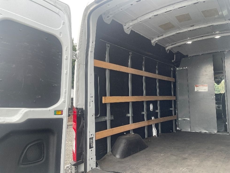 Cargo Van (Panel Van)-Alternative Fuel Trucks & Tractors-Ford-2022-TRAN350E-Torrance-CA-28,962\n\t\tmiles-$ 40,000 - Image 11