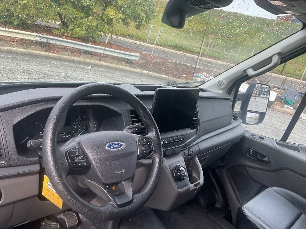 Cargo Van (Panel Van)-Alternative Fuel Trucks & Tractors-Ford-2022-TRAN350E-Torrance-CA-28,962\n\t\tmiles-$ 40,000 - Image 18