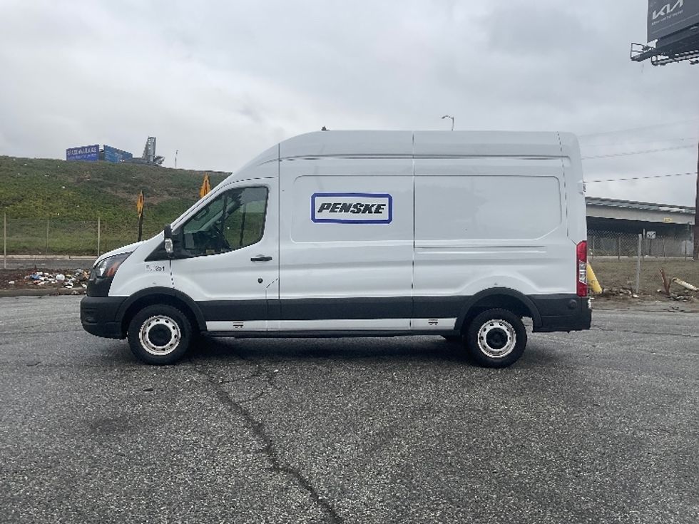 2022 Ford Transit photo 4