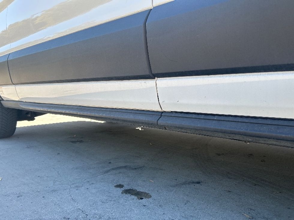 Cargo Van (Panel Van)-Alternative Fuel Trucks & Tractors-Ford-2022-TRAN350E-Torrance-CA-29,154\n\t\tmiles-$ 23,250 - Image 13