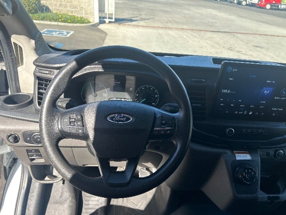 Cargo Van (Panel Van)-Alternative Fuel Trucks & Tractors-Ford-2022-TRAN350E-Torrance-CA-29,154\n\t\tmiles-$ 23,250 - Image 17