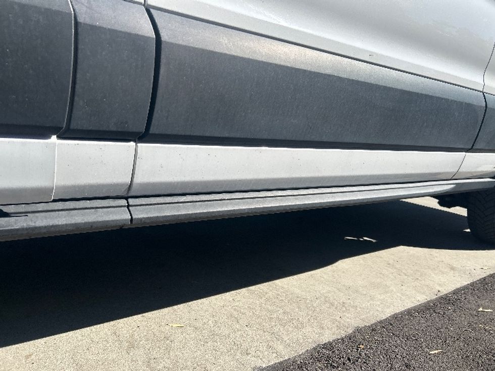 Cargo Van (Panel Van)-Alternative Fuel Trucks & Tractors-Ford-2022-TRAN350E-Torrance-CA-29,154\n\t\tmiles-$ 23,250 - Image 5