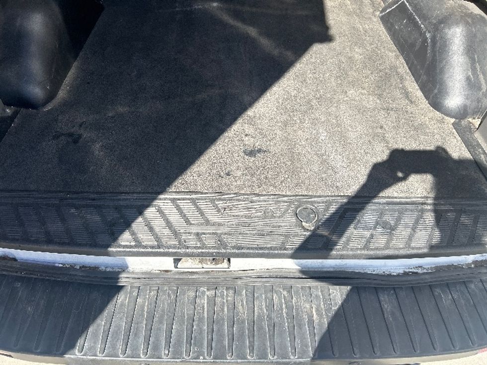 Cargo Van (Panel Van)-Alternative Fuel Trucks & Tractors-Ford-2022-TRAN350E-Torrance-CA-29,154\n\t\tmiles-$ 23,250 - Image 9