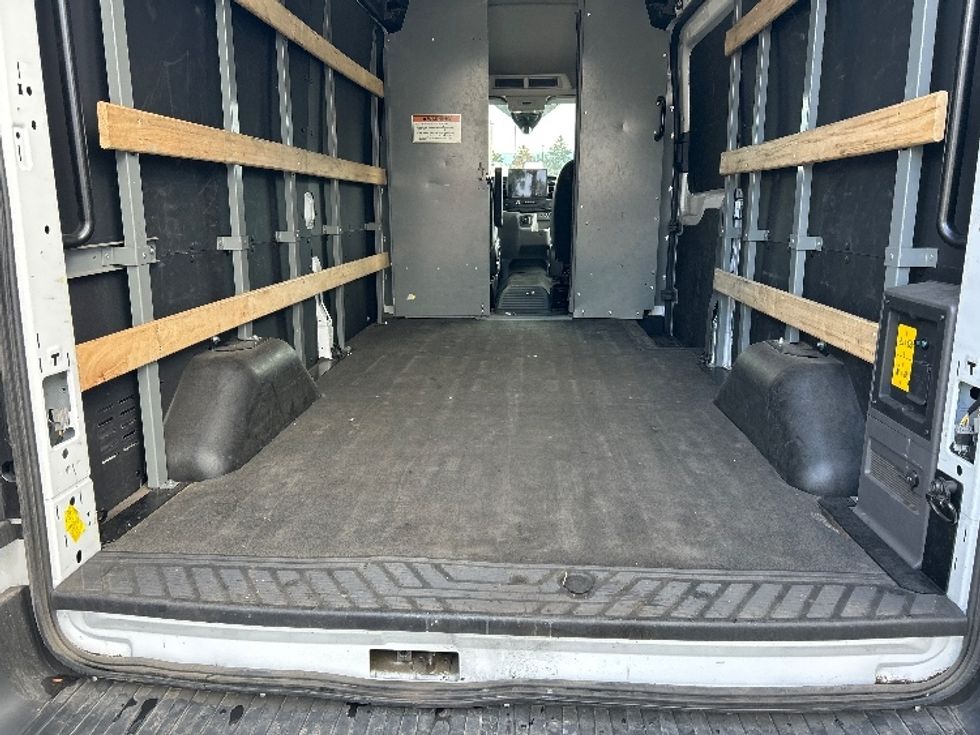 Cargo Van (Panel Van)-Alternative Fuel Trucks & Tractors-Ford-2022-TRAN350E-Torrance-CA-30,238\n\t\tmiles-$ 34,000 - Image 10