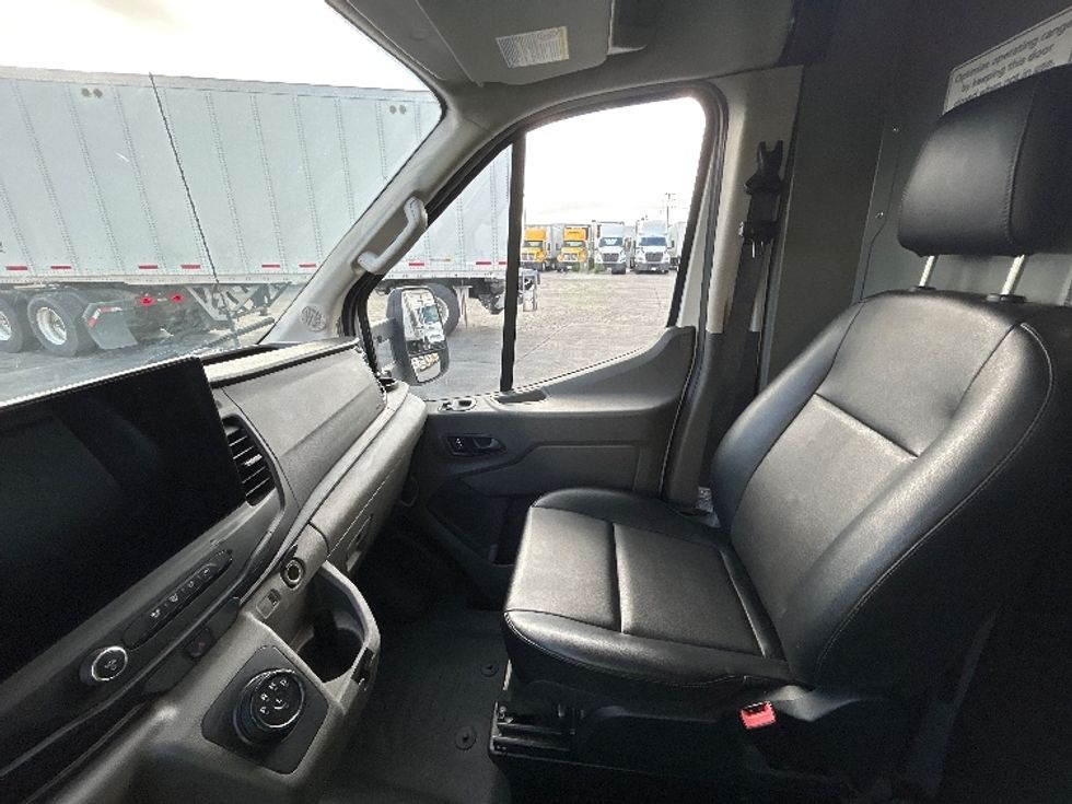 Cargo Van (Panel Van)-Alternative Fuel Trucks & Tractors-Ford-2022-TRAN350E-Torrance-CA-30,238\n\t\tmiles-$ 34,000 - Image 18
