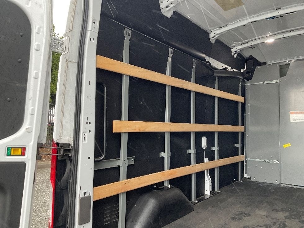 Cargo Van (Panel Van)-Alternative Fuel Trucks & Tractors-Ford-2022-TRAN350E-Torrance-CA-30,670\n\t\tmiles-$ 40,000 - Image 11