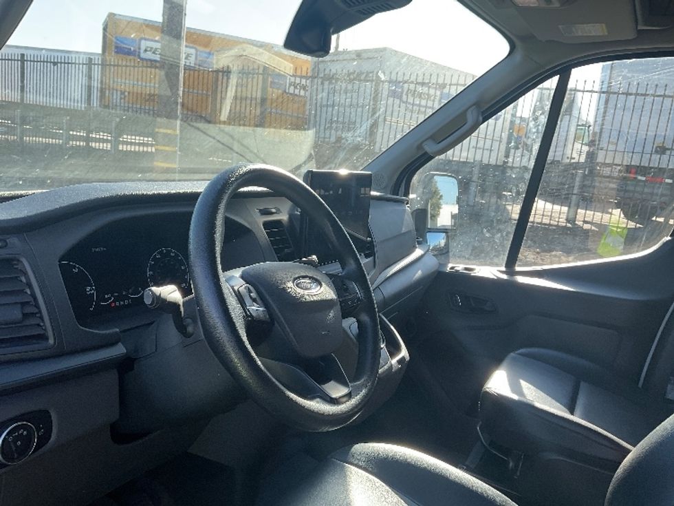Cargo Van (Panel Van)-Alternative Fuel Trucks & Tractors-Ford-2022-TRAN350E-Torrance-CA-31,520\n\t\tmiles-$ 33,500 - Image 17