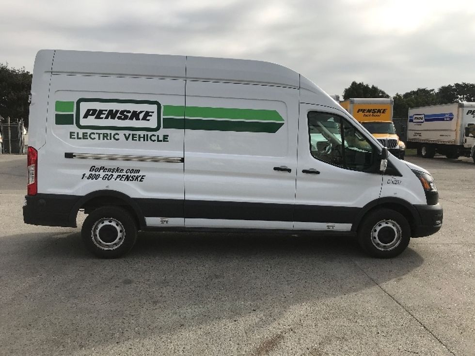 Cargo Van (Panel Van)-Alternative Fuel Trucks & Tractors-Ford-2022-TRAN350E-Torrance-CA-31,942\n\t\tmiles-$ 40,000 - Image 14