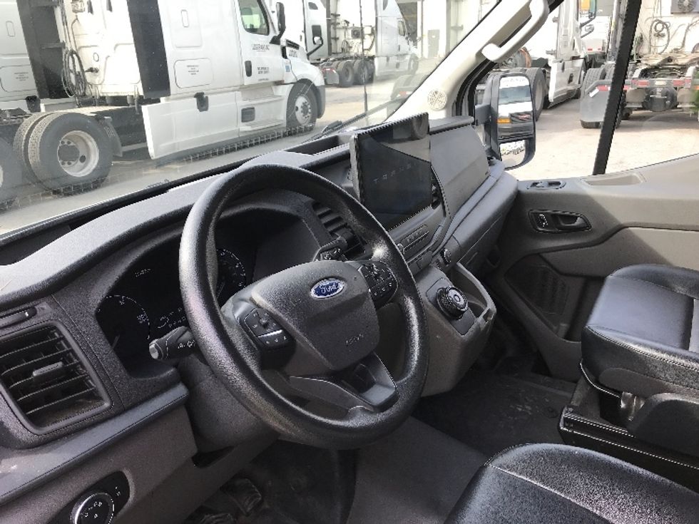 Cargo Van (Panel Van)-Alternative Fuel Trucks & Tractors-Ford-2022-TRAN350E-Torrance-CA-31,942\n\t\tmiles-$ 40,000 - Image 16