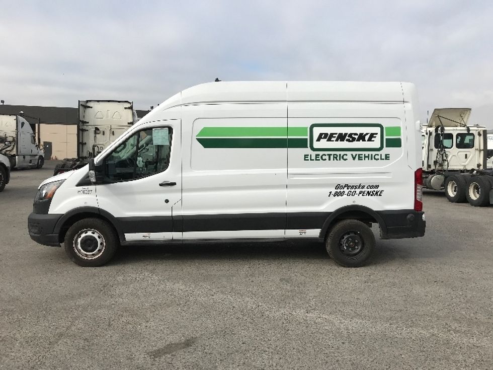 Cargo Van (Panel Van)-Alternative Fuel Trucks & Tractors-Ford-2022-TRAN350E-Torrance-CA-31,942\n\t\tmiles-$ 40,000 - Image 4