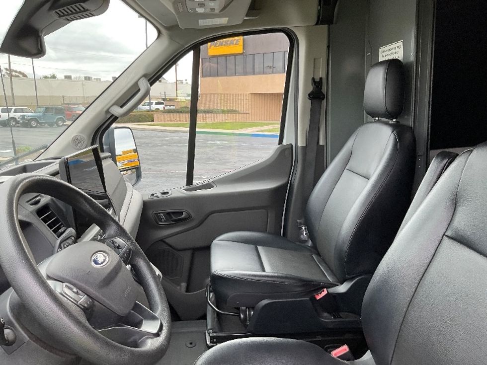 Cargo Van (Panel Van)-Alternative Fuel Trucks & Tractors-Ford-2022-TRAN350E-Torrance-CA-31,994\n\t\tmiles-$ 40,000 - Image 18