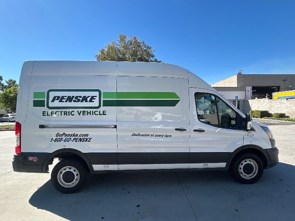 Cargo Van (Panel Van)-Alternative Fuel Trucks & Tractors-Ford-2022-TRAN350E-Torrance-CA-32,275\n\t\tmiles-$ 23,000 - Image 14