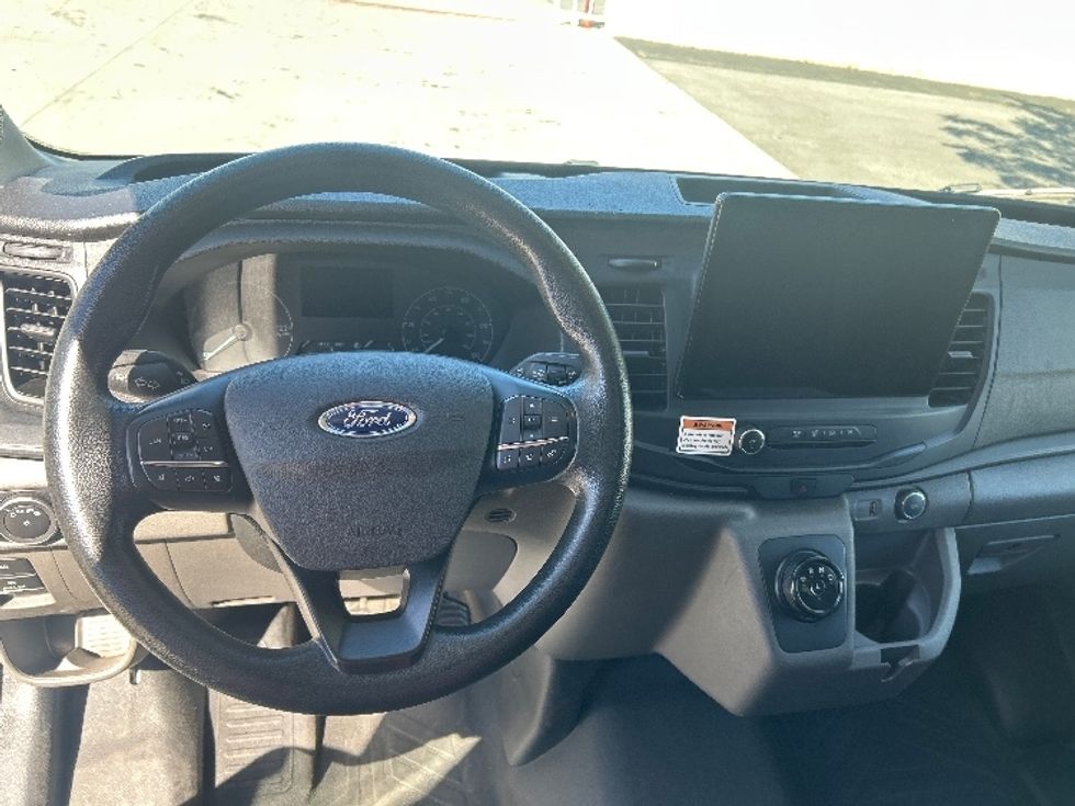 Cargo Van (Panel Van)-Alternative Fuel Trucks & Tractors-Ford-2022-TRAN350E-Torrance-CA-32,275\n\t\tmiles-$ 23,000 - Image 17