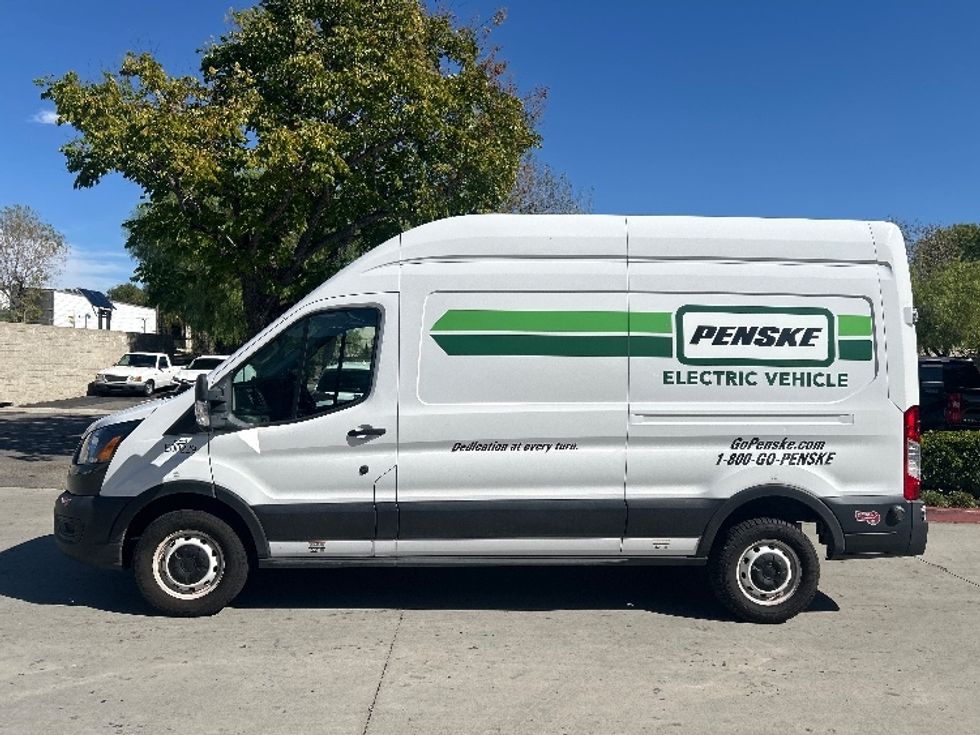 Cargo Van (Panel Van)-Alternative Fuel Trucks & Tractors-Ford-2022-TRAN350E-Torrance-CA-32,275\n\t\tmiles-$ 23,000 - Image 4