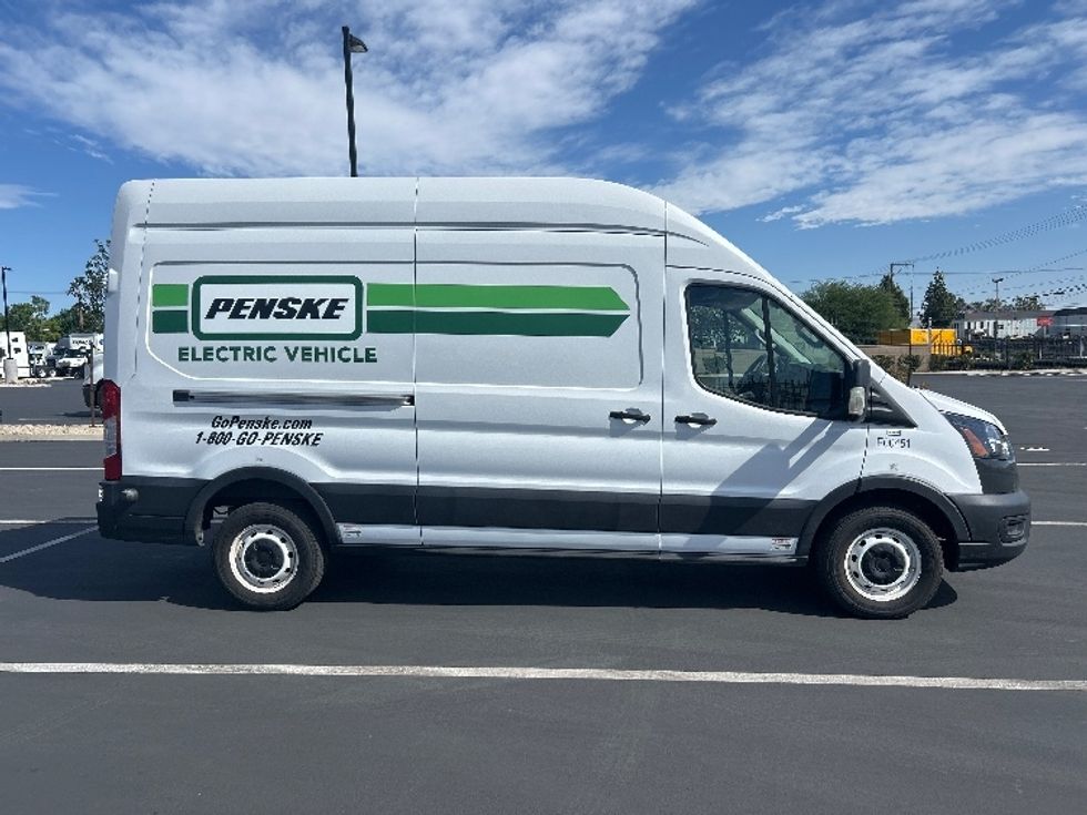 Cargo Van (Panel Van)-Alternative Fuel Trucks & Tractors-Ford-2022-TRAN350E-Torrance-CA-34,800\n\t\tmiles-$ 22,750 - Image 14