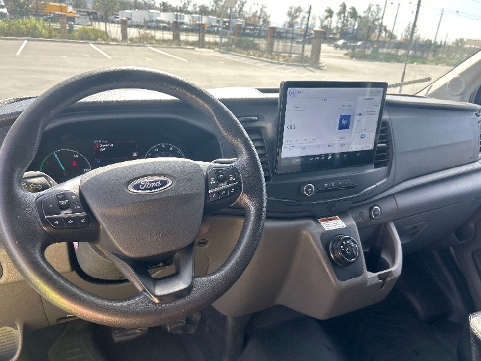 Cargo Van (Panel Van)-Alternative Fuel Trucks & Tractors-Ford-2022-TRAN350E-Torrance-CA-34,800\n\t\tmiles-$ 22,750 - Image 17