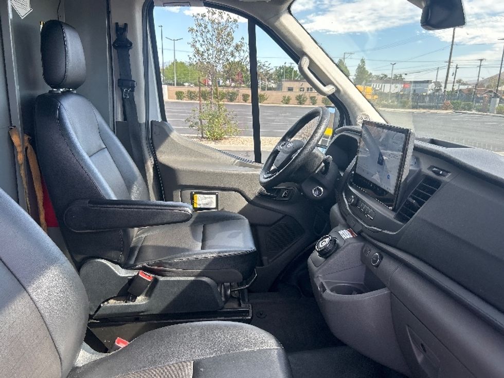 Cargo Van (Panel Van)-Alternative Fuel Trucks & Tractors-Ford-2022-TRAN350E-Torrance-CA-34,800\n\t\tmiles-$ 22,750 - Image 21