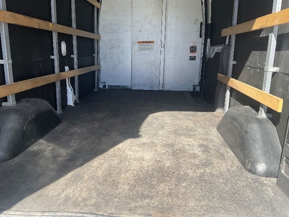 Cargo Van (Panel Van)-Alternative Fuel Trucks & Tractors-Ford-2022-TRAN350E-Torrance-CA-37,408\n\t\tmiles-$ 22,500 - Image 10