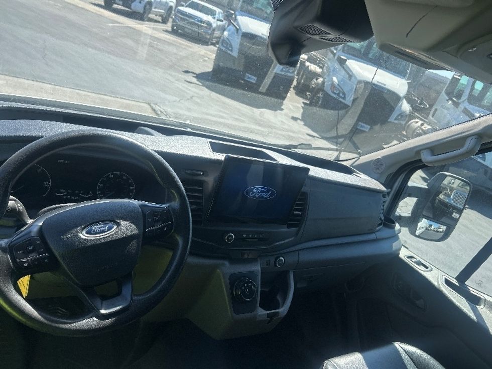 Cargo Van (Panel Van)-Alternative Fuel Trucks & Tractors-Ford-2022-TRAN350E-Torrance-CA-43,147\n\t\tmiles-$ 35,500 - Image 17
